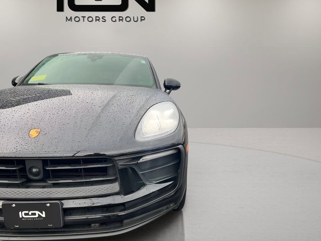 Used 2024 Porsche Macan T AWD/4WD image 9