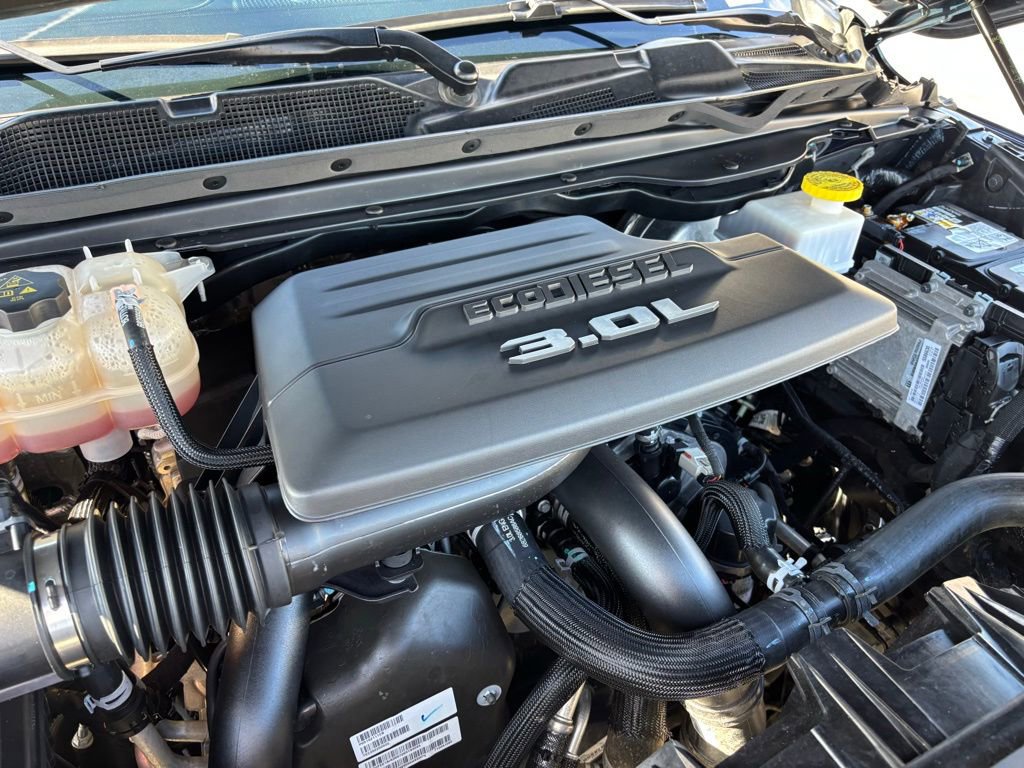 Used 2023 RAM 1500 Limited image 32