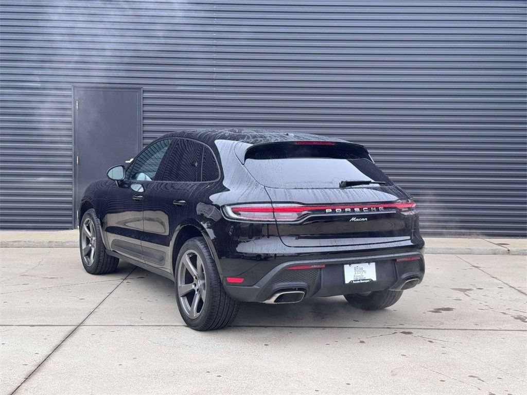 New 2026 Porsche Macan AWD/4WD image 3