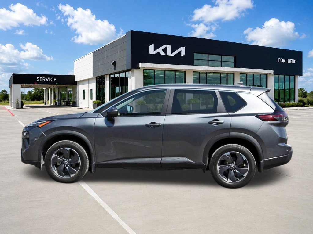 Used 2024 Nissan Rogue SV FWD image 8
