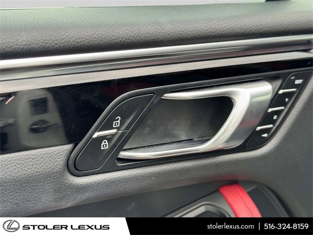 Used 2023 Porsche Macan S image 23