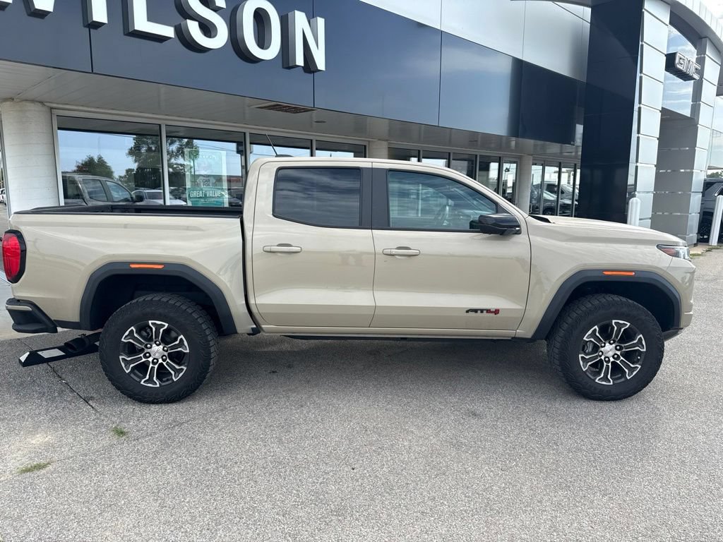 Used 2023 GMC Canyon AT4 w/ AT4 Premium Package AWD/4WD image 5