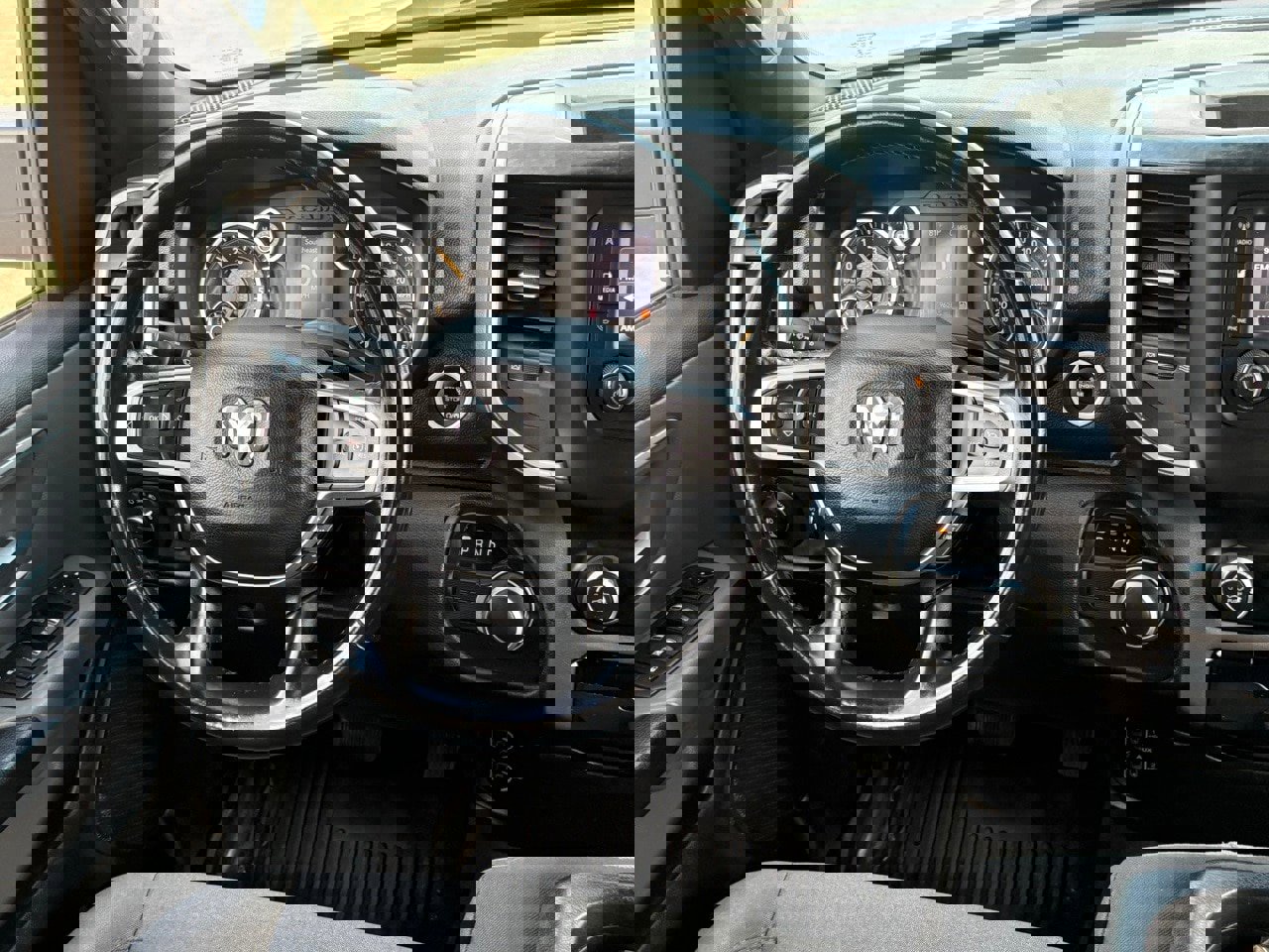 Used 2021 RAM 1500 Big Horn image 13