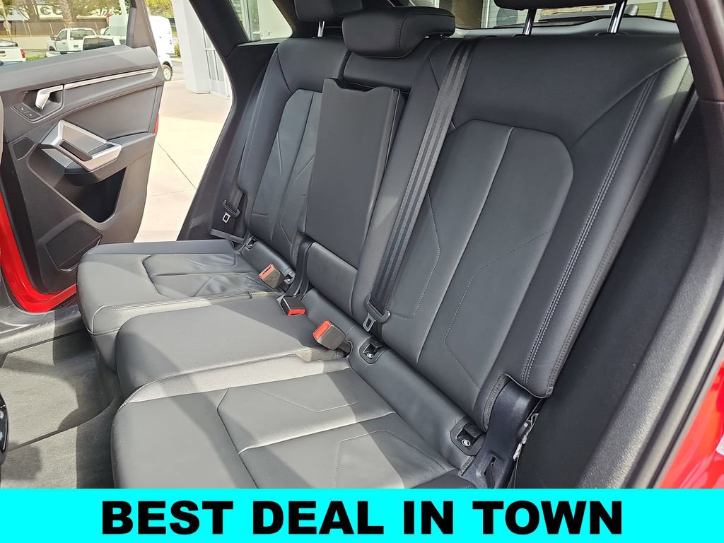 Used 2025 Audi Q3 2.0T Premium image 14