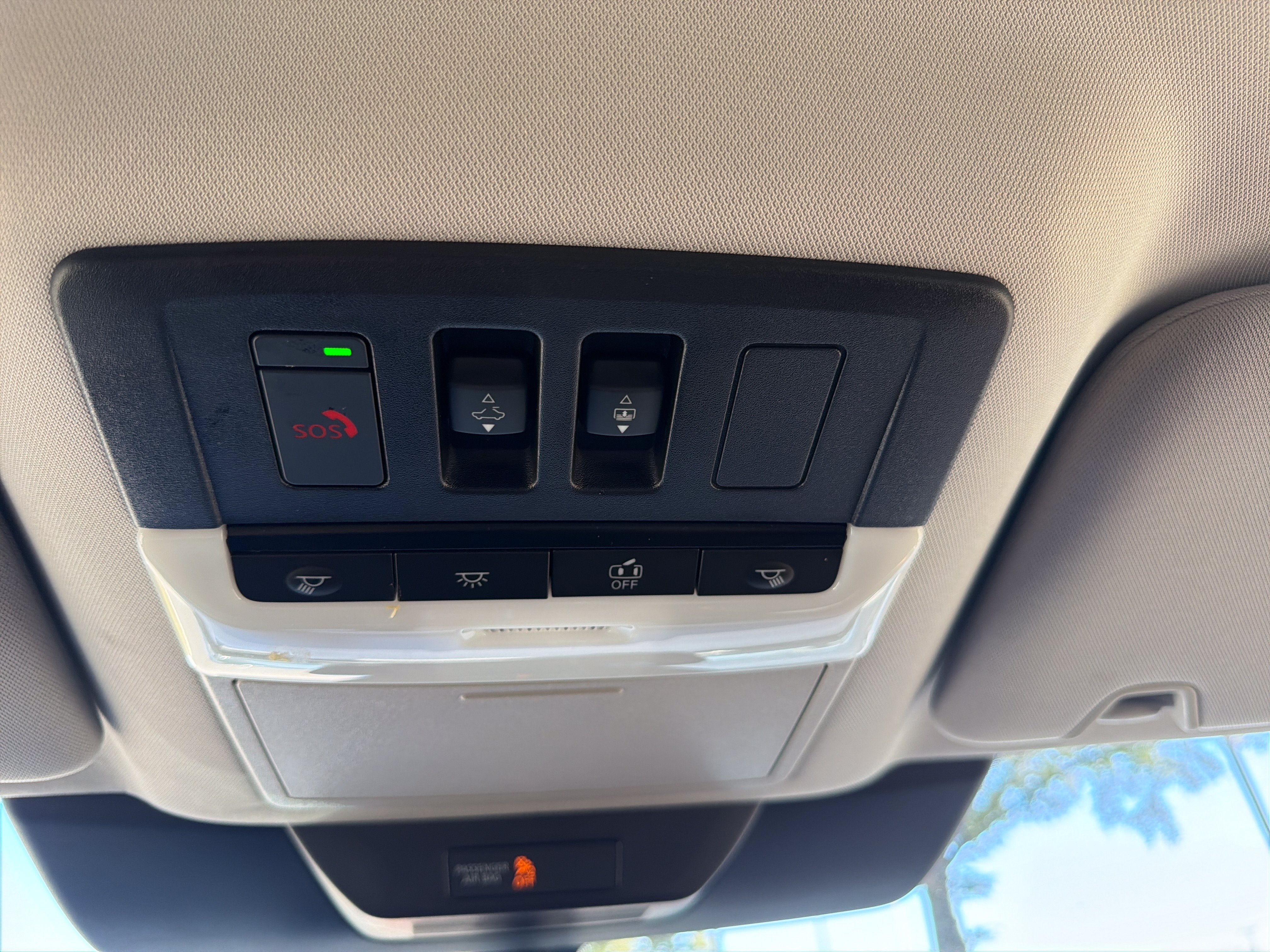 Used 2025 Nissan Pathfinder Platinum w/ Cargo Package FWD image 24