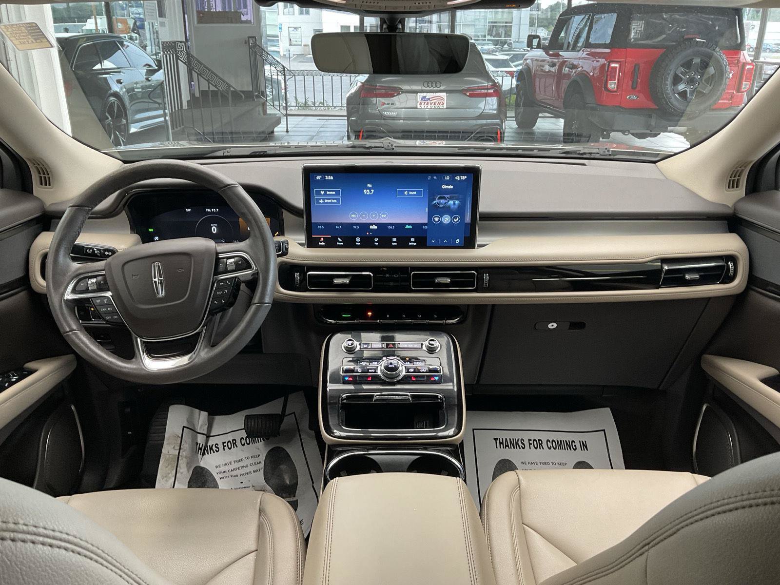Used 2023 Lincoln Nautilus AWD w/ Premium Package image 16