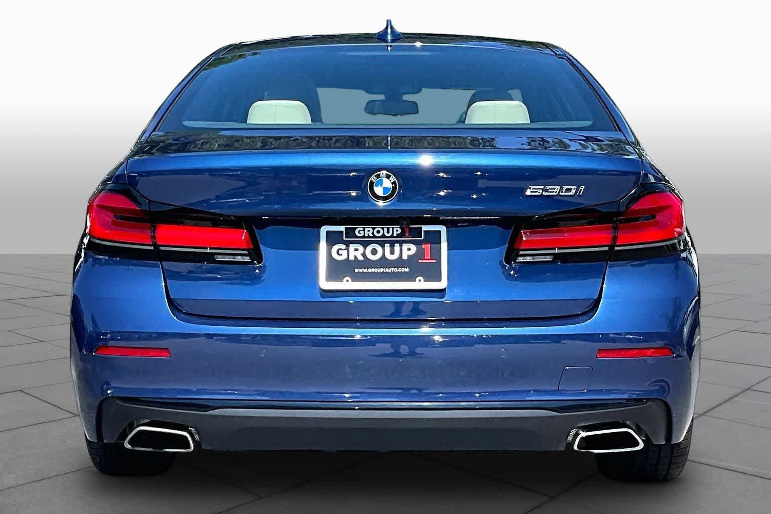 Used 2023 BMW 530i w/ Premium Package RWD image 5