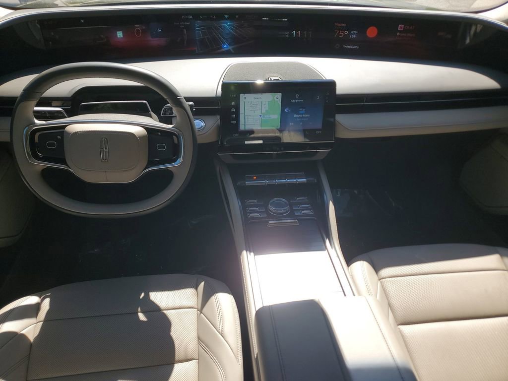 Used 2024 Lincoln Nautilus Premier w/ Equipment Group 102A image 17