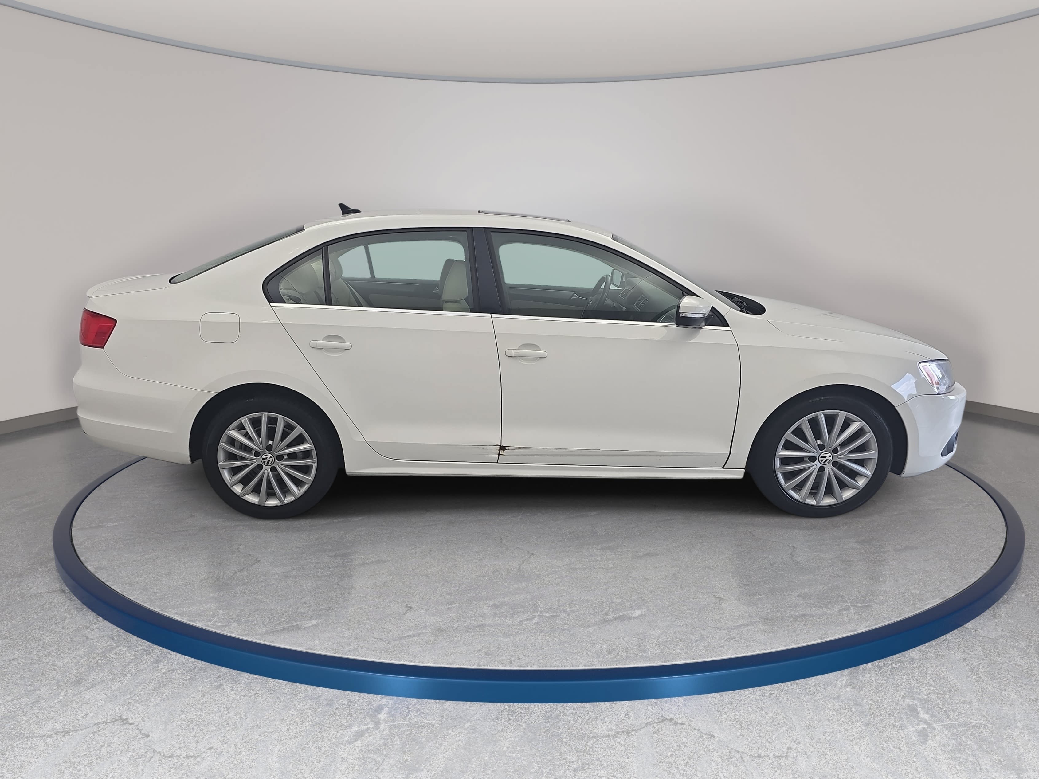 Used 2014 Volkswagen Jetta TDI FWD image 4