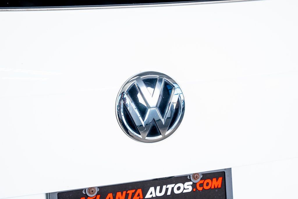 Used 2020 Volkswagen Tiguan SE w/ Panoramic Sunroof Package AWD/4WD image 25
