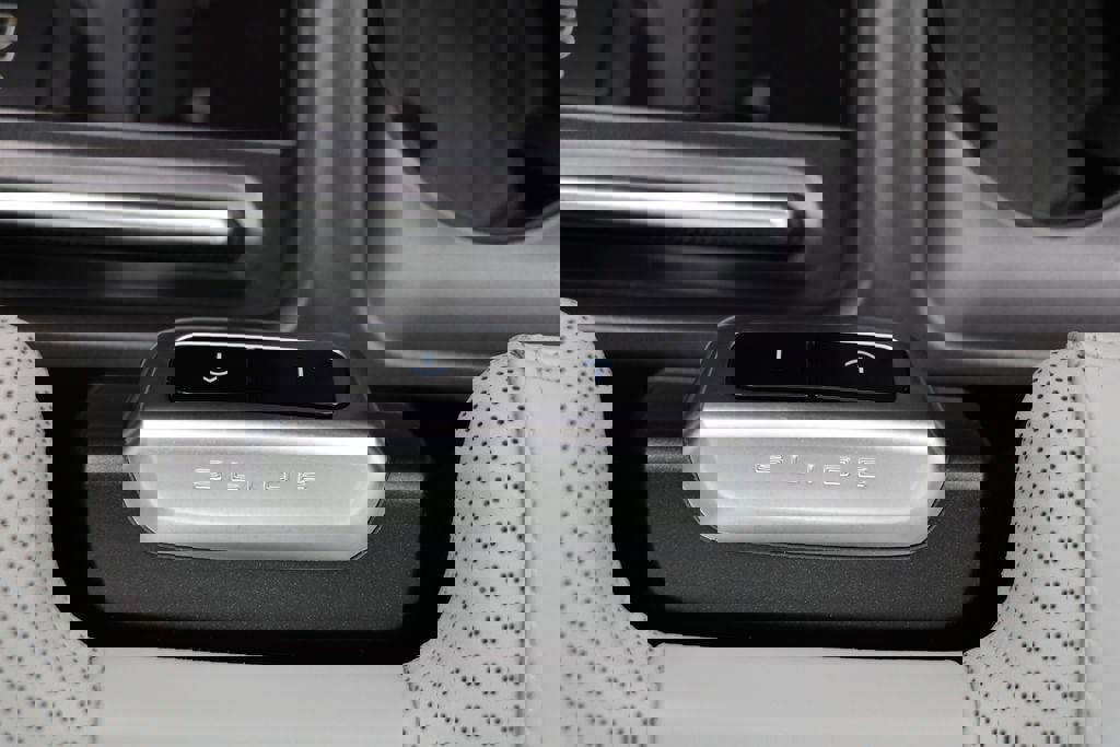 Used 2025 Ford Expedition Max Platinum w/ Platinum Ultimate Package image 32