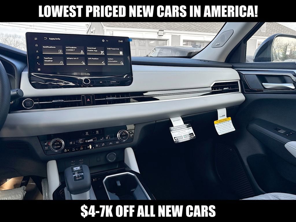 New 2026 Mitsubishi Outlander SEL image 30