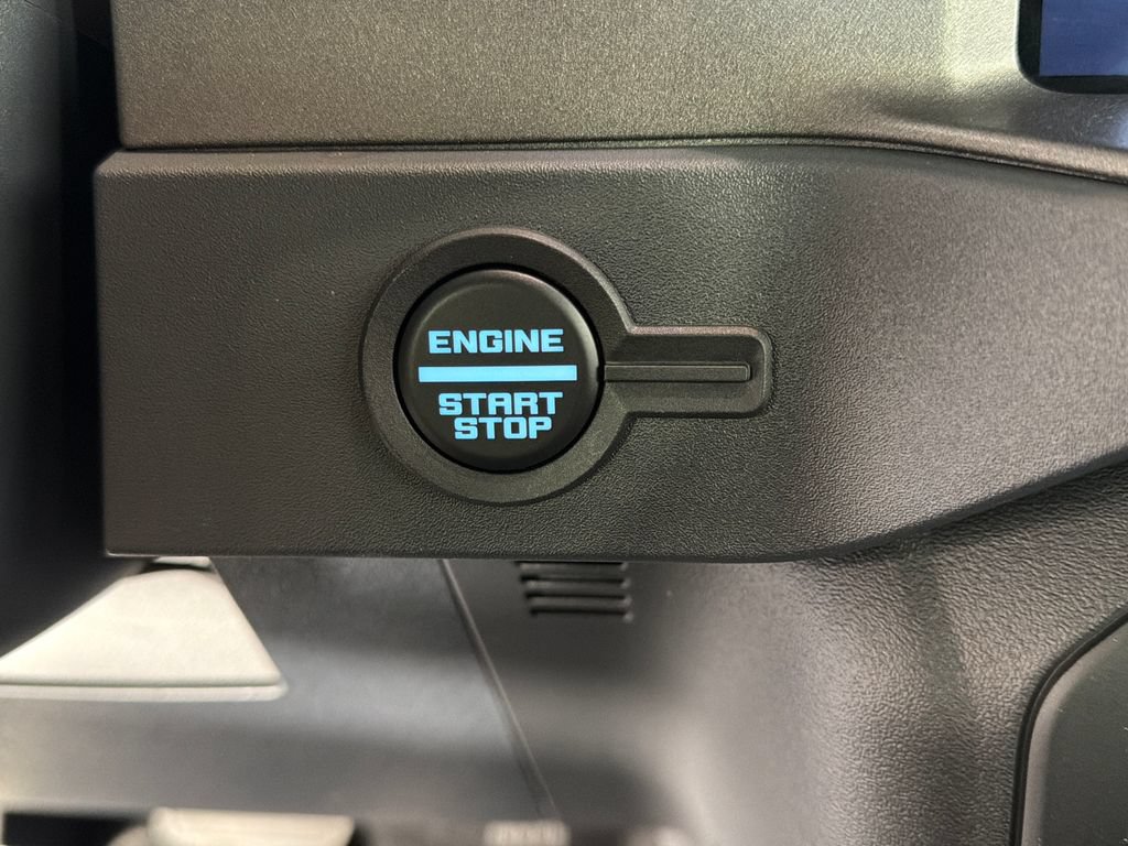 Used 2026 Ford Bronco Badlands AWD/4WD image 14