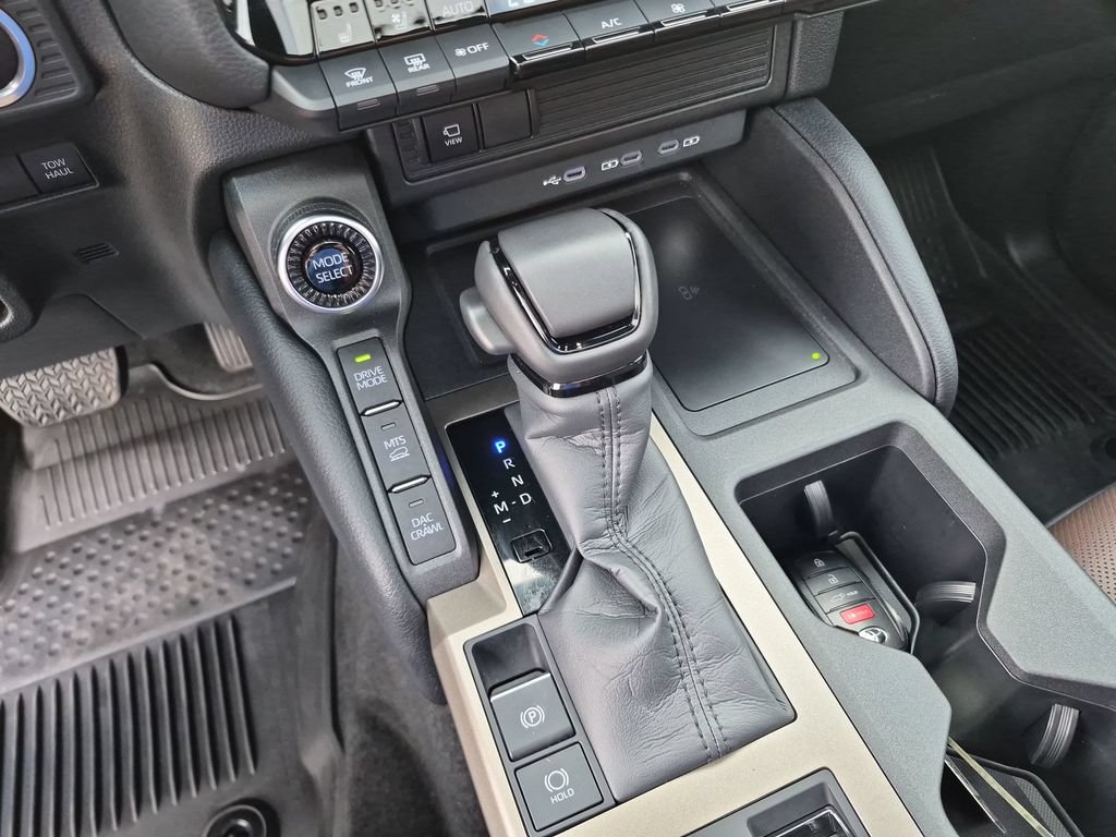 Used 2026 Toyota Land Cruiser w/ Premium Package AWD/4WD image 31