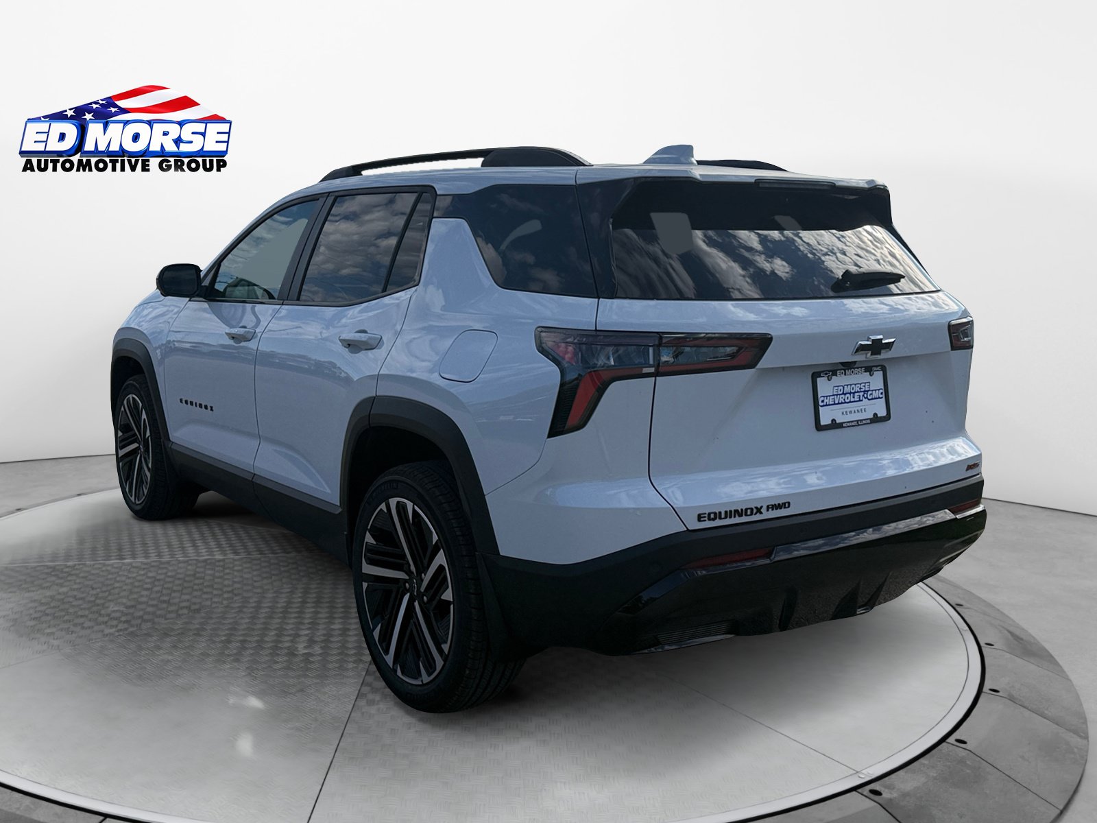 New 2027 Chevrolet Equinox RS w/ Safety and Technology Package AWD/4WD image 3
