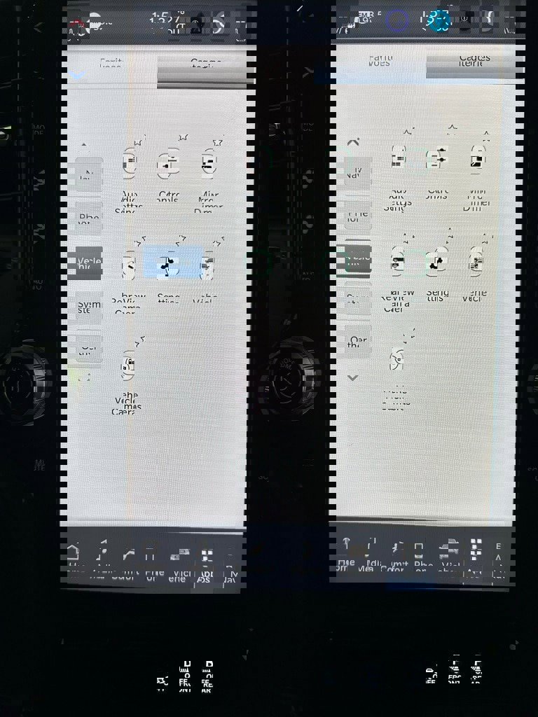 Used 2025 RAM 1500 Laramie image 32