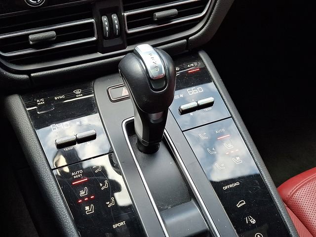 Used 2023 Porsche Macan S AWD/4WD image 19