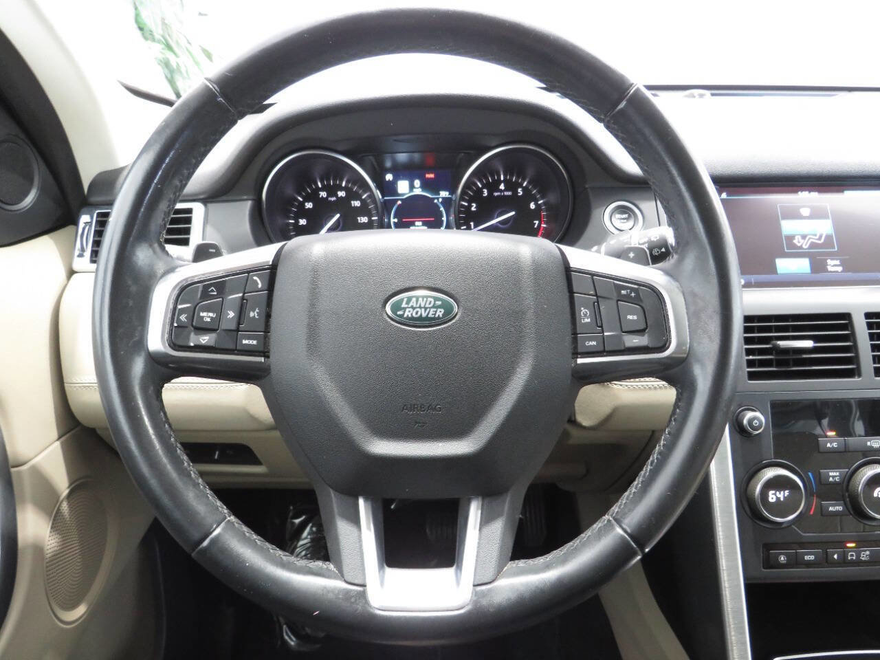 Used 2019 Land Rover Discovery Sport AWD/4WD image 15