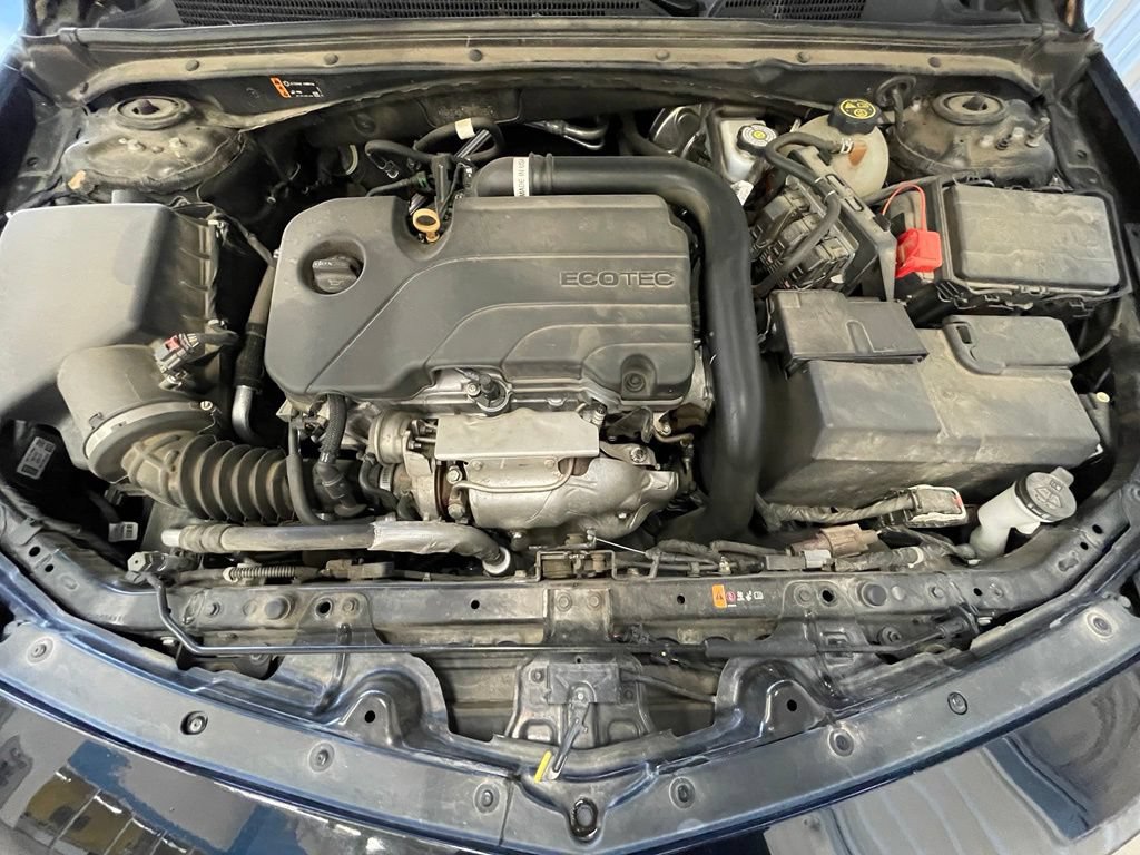 Used 2021 Chevrolet Malibu LT FWD image 32