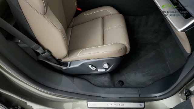 Used 2026 Lucid Gravity Grand Touring AWD/4WD image 36