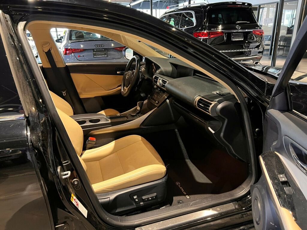 Used 2015 Lexus IS 250 image 15