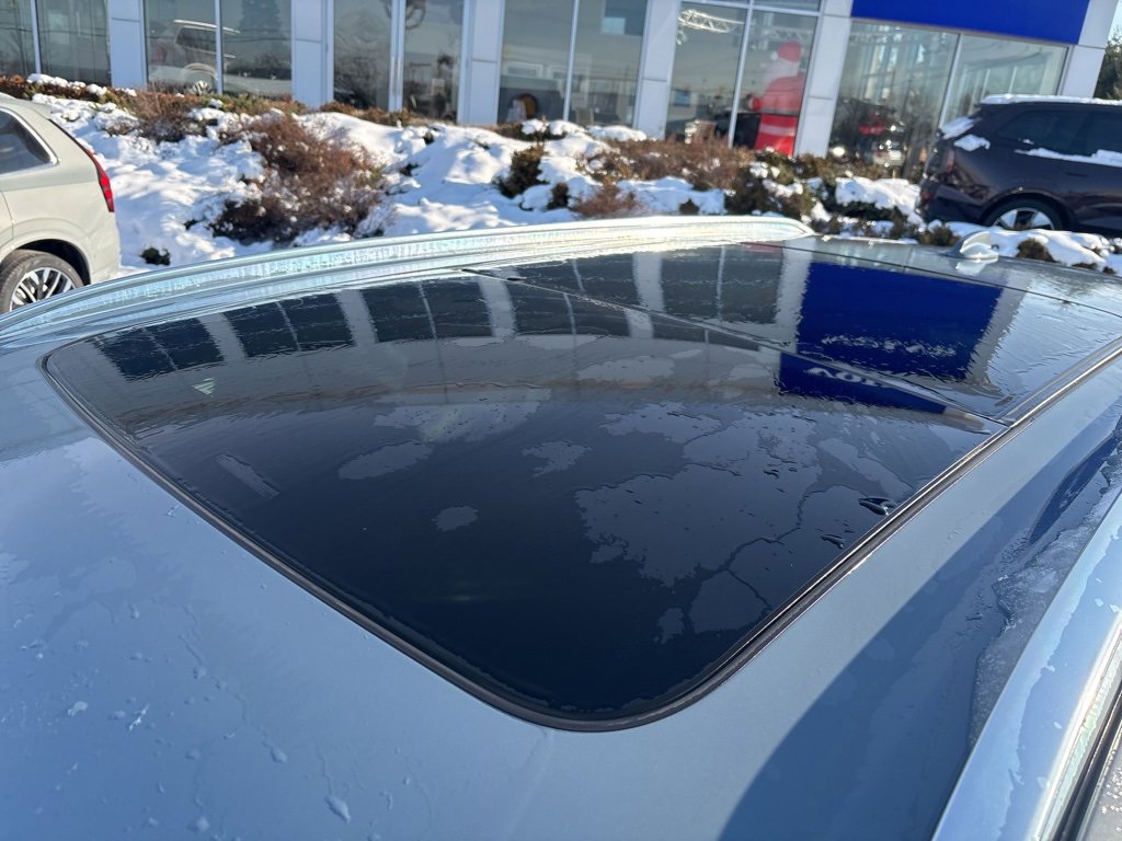 Used 2020 Volvo XC90 T6 Inscription w/ Protection Package Premier image 12