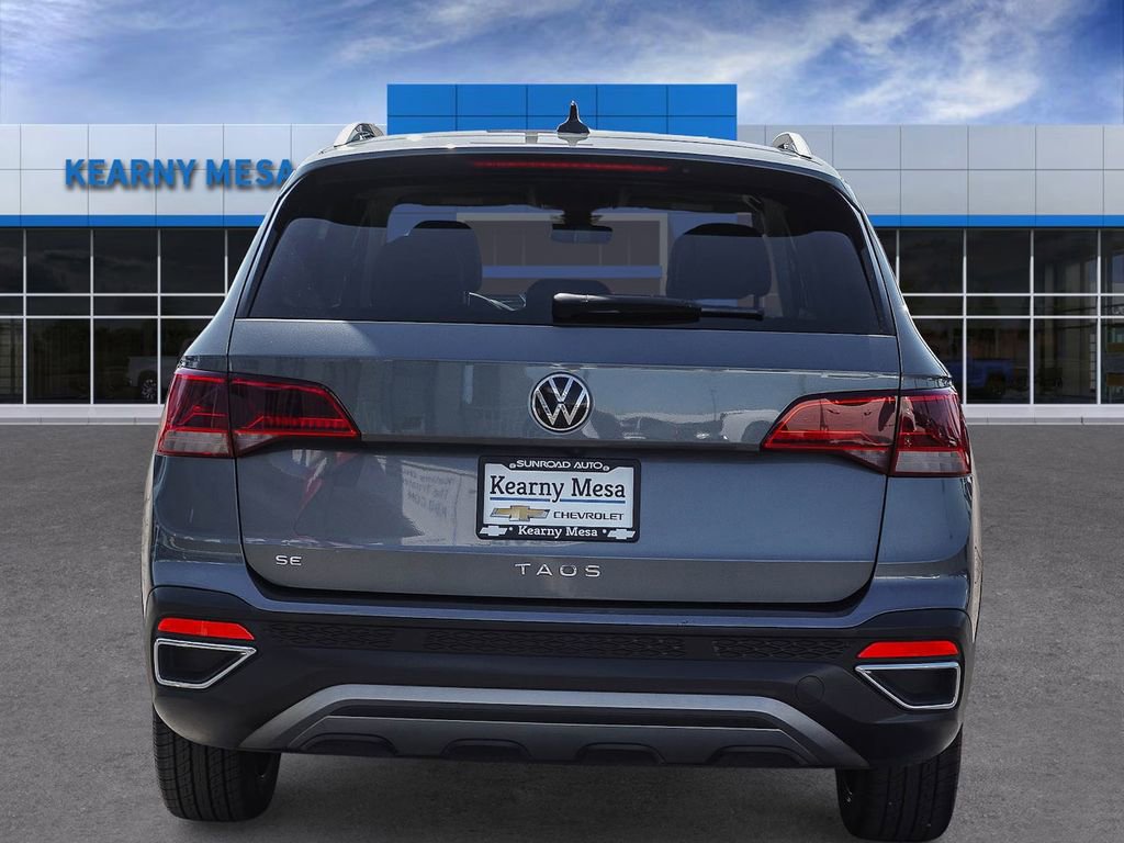 Used 2024 Volkswagen Taos SE FWD image 5