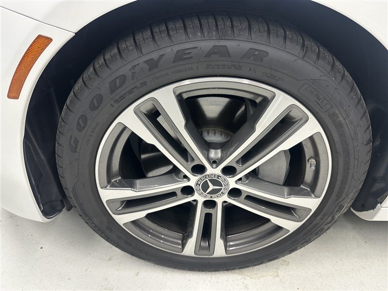 Used 2023 Mercedes-Benz E 350 4MATIC Sedan image 17