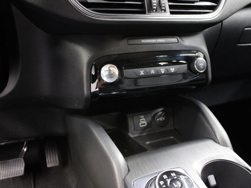 Used 2025 Ford Escape Platinum AWD/4WD image 51