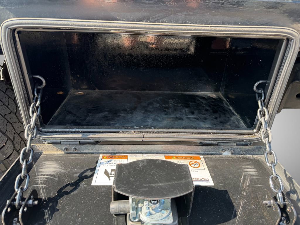 Used 2019 RAM 3500 Tradesman w/ Chrome Appearance Group image 11