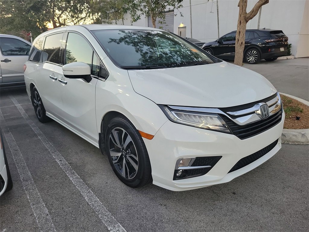 Used 2020 Honda Odyssey Elite image 3