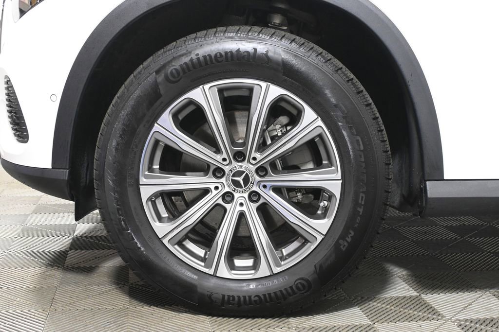 Certified 2025 Mercedes-Benz GLC 300 4MATIC image 12