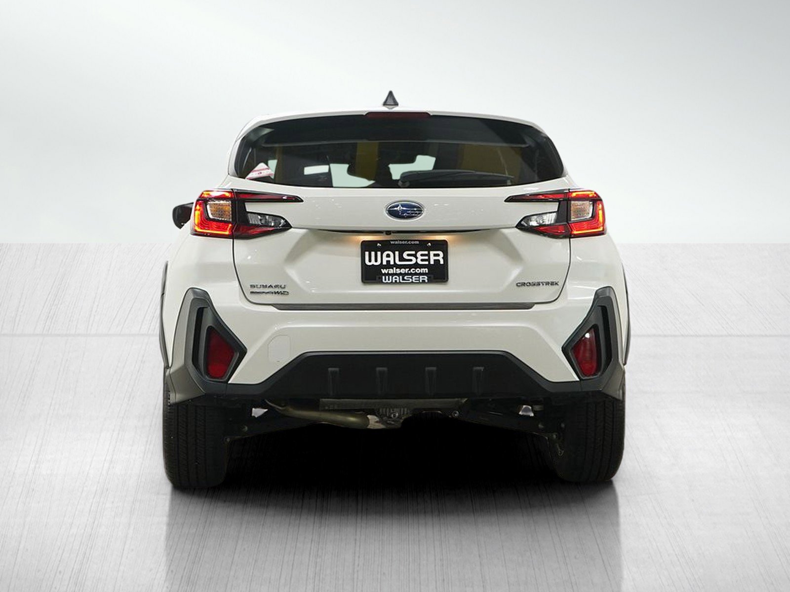 Used 2024 Subaru Crosstrek 2.0i AWD/4WD image 4