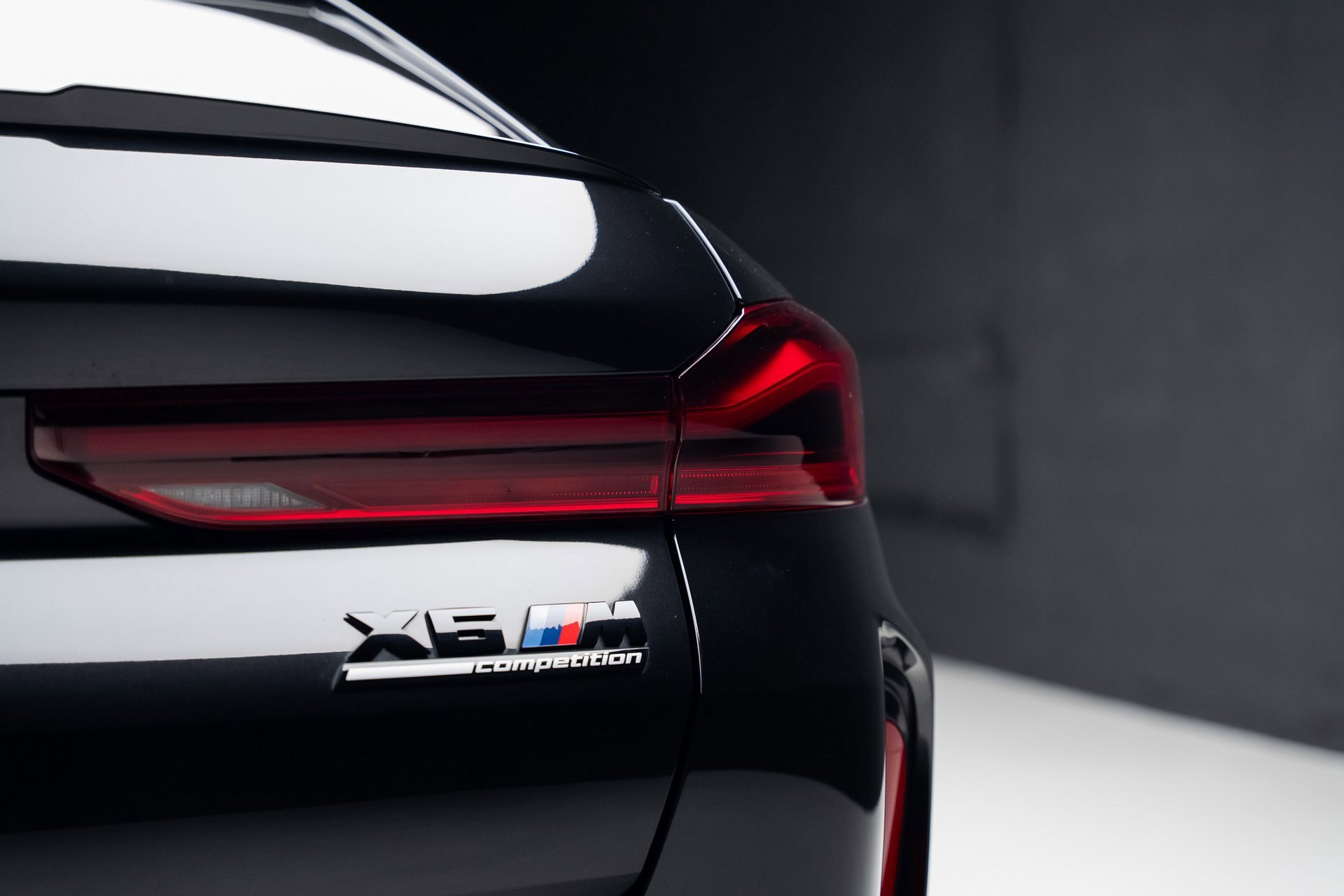 Used 2024 BMW X6 M Competition image 29