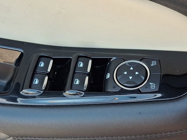 Used 2017 Ford Edge SEL w/ Equipment Group 201A image 25