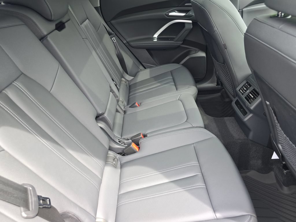 New 2026 Audi Q5 Premium Plus AWD/4WD image 13