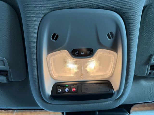 Used 2025 Chevrolet TrailBlazer LT image 18