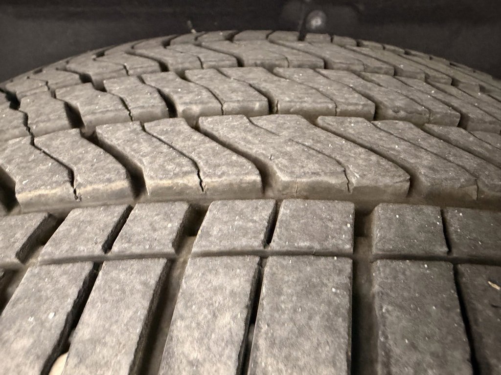 Used 2025 GMC Sierra 1500 Denali Ultimate image 16