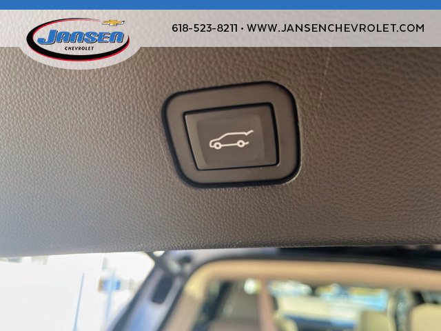 Used 2024 Buick Enclave Essence w/ Experience Buick Package FWD image 8