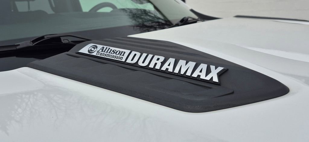 Used 2025 Chevrolet Silverado 3500 W/T w/ WT Convenience Package image 4