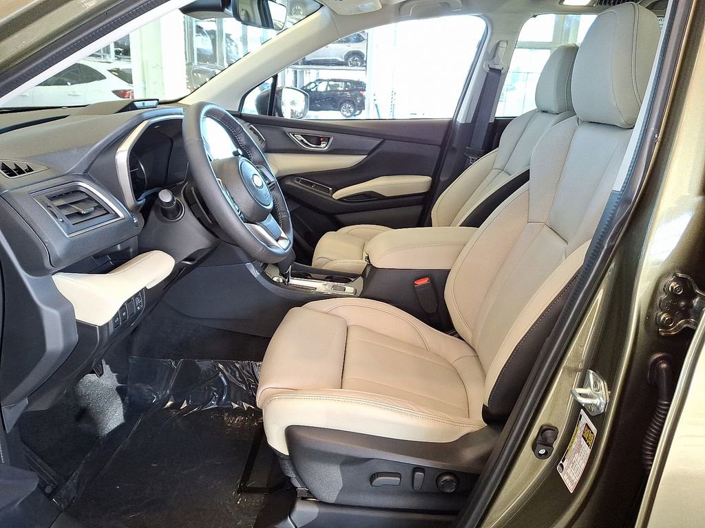 New 2025 Subaru Ascent Limited image 10