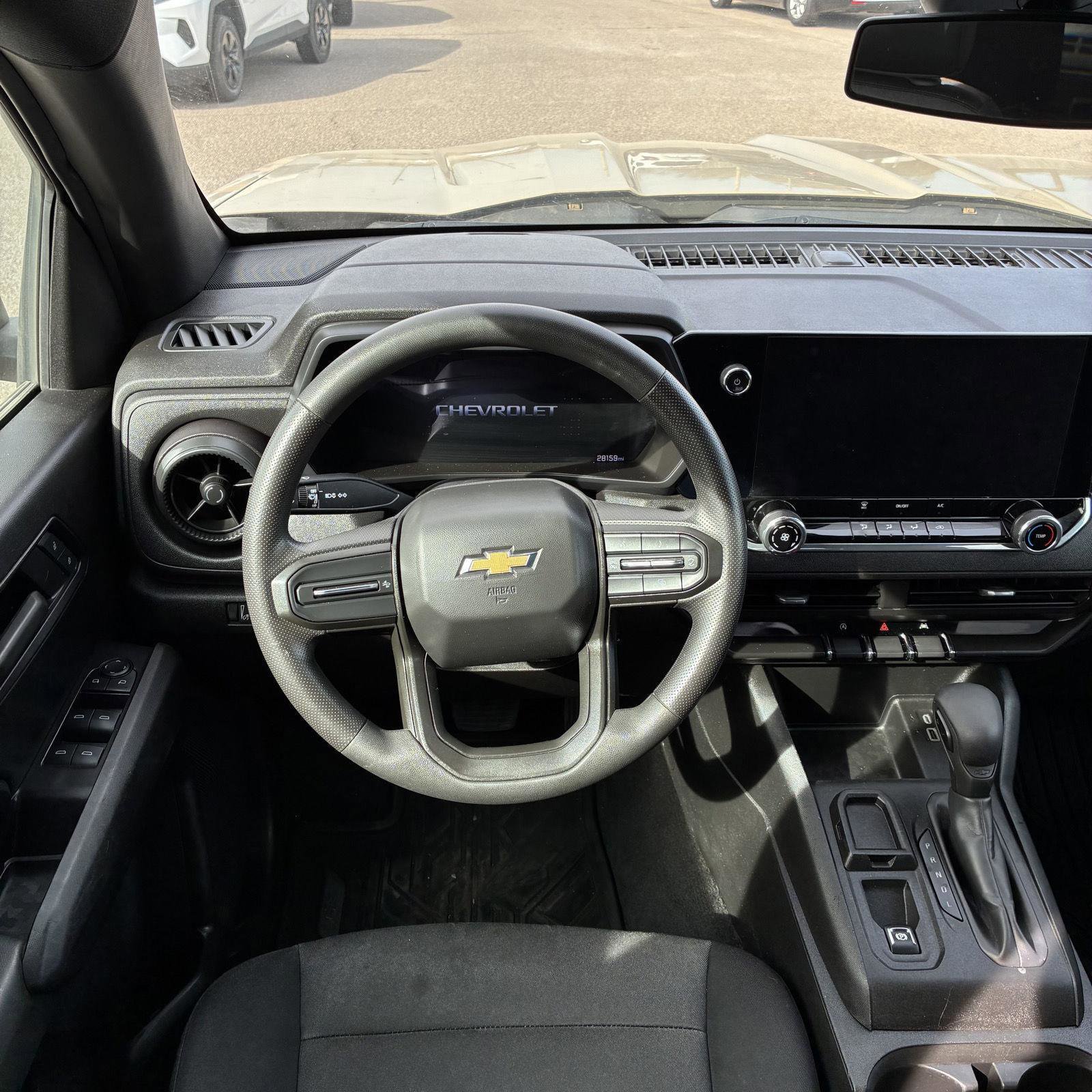 Used 2024 Chevrolet Colorado W/T image 8