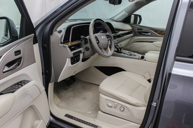 Certified 2021 Cadillac Escalade Sport Platinum AWD/4WD image 17