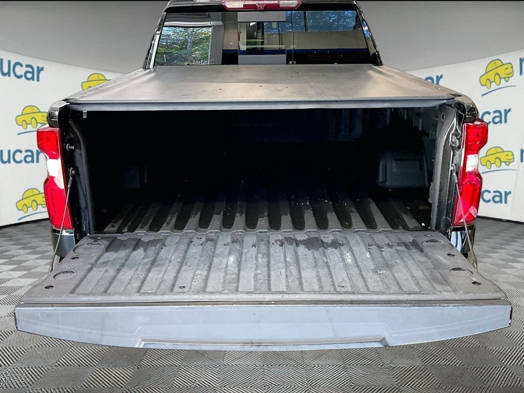 Used 2022 Chevrolet Silverado 1500 High Country w/ High Country Premium Package AWD/4WD image 32
