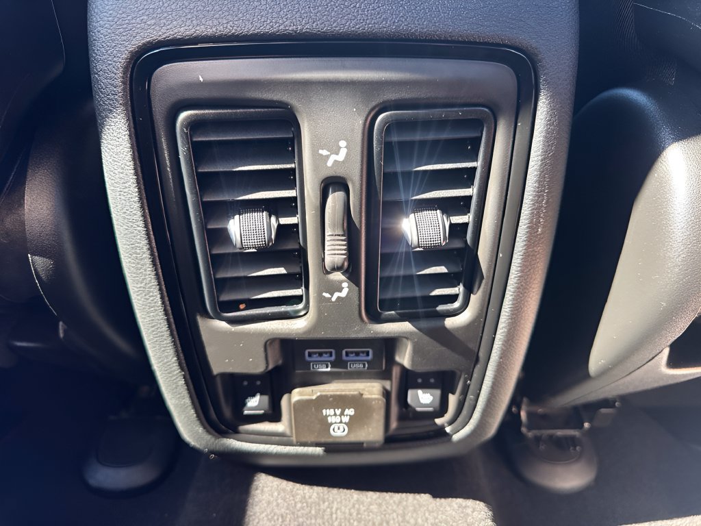 Used 2025 Dodge Durango R/T AWD/4WD image 15