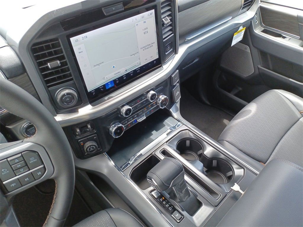 New 2025 Ford F150 Lariat w/ Equipment Group 501A Mid image 18