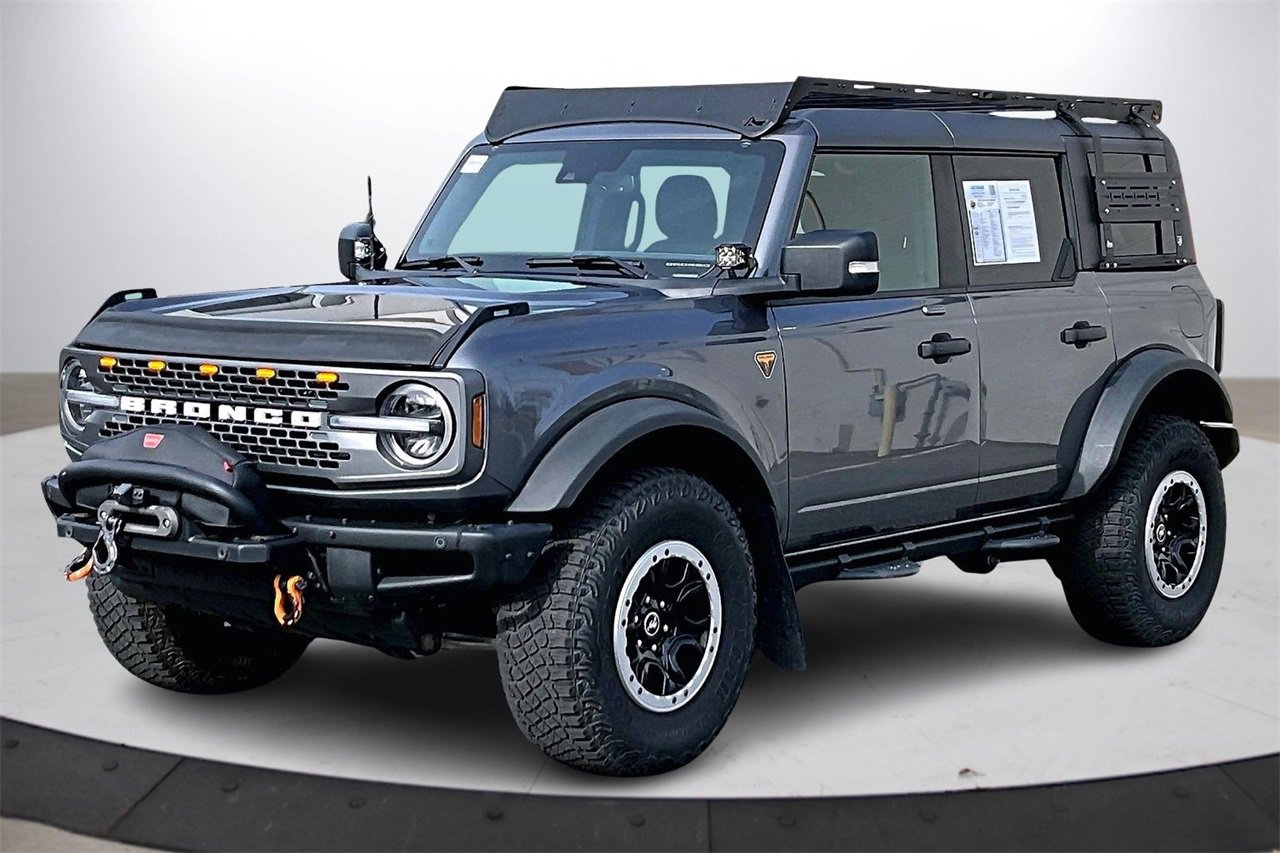 Used 2023 Ford Bronco Badlands w/ Sasquatch Package image 4