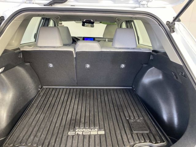 Used 2025 Toyota Corolla Cross L AWD/4WD image 8
