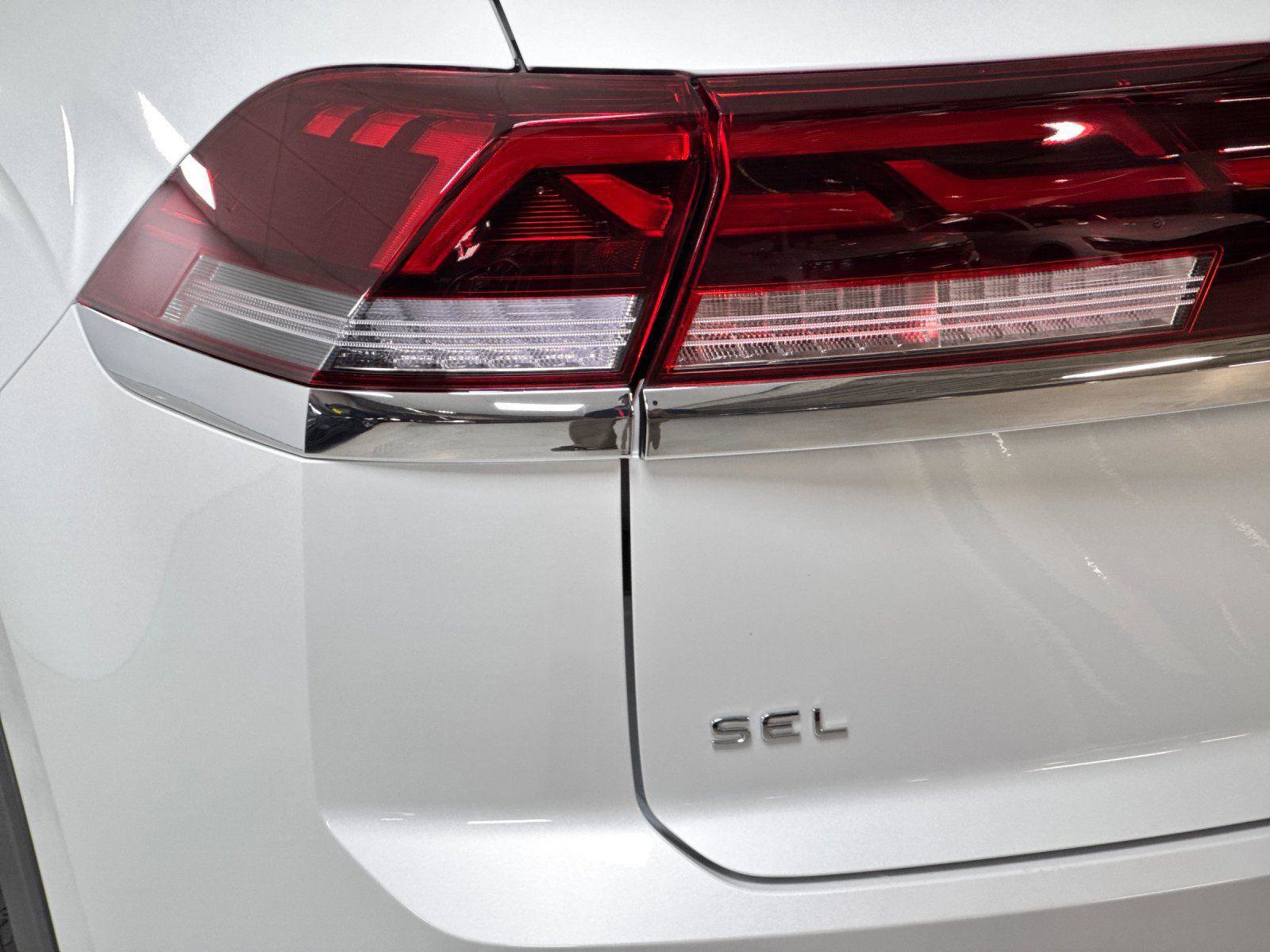 New 2026 Volkswagen Atlas Cross Sport SEL Premium R-Line AWD/4WD image 26