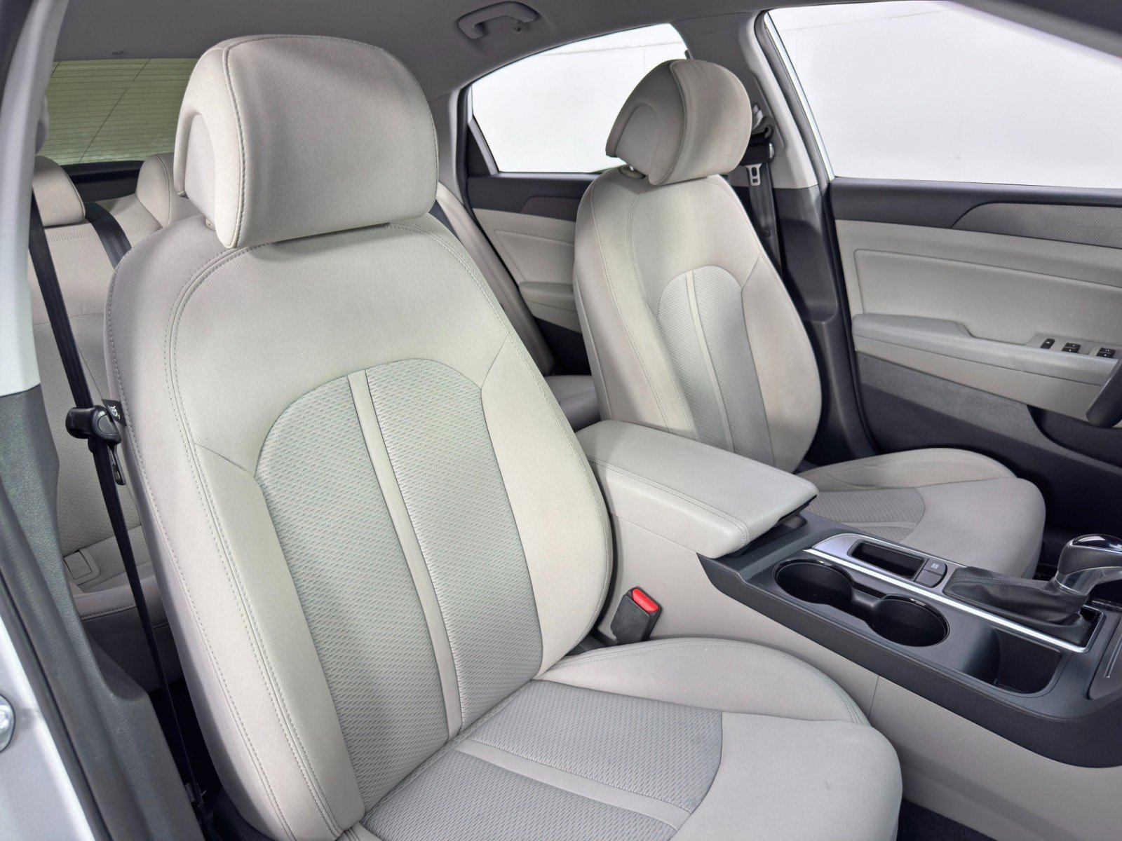 Used 2017 Hyundai Sonata Sport w/ Cargo Package image 31